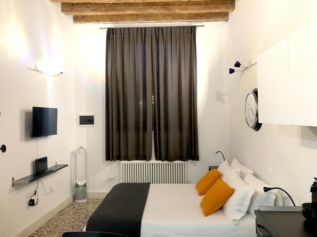 Apartamento Residenza Pedrotti Vicenza Exterior foto
