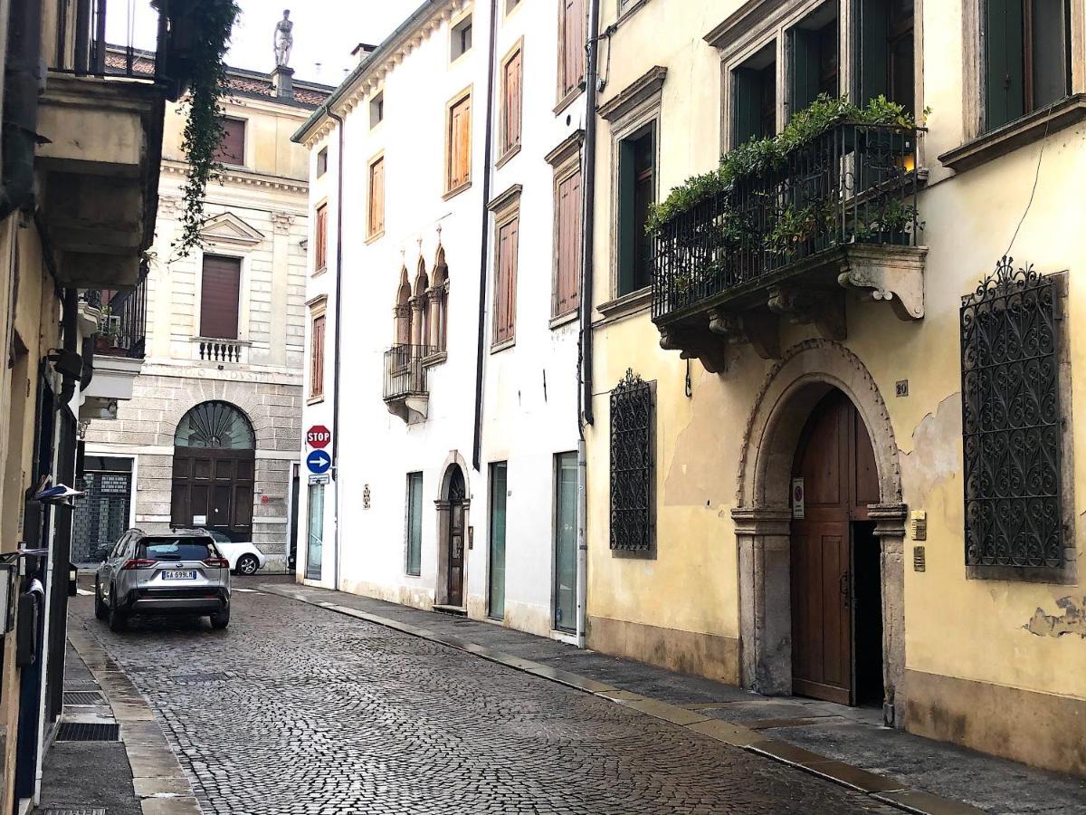 Apartamento Residenza Pedrotti Vicenza Exterior foto